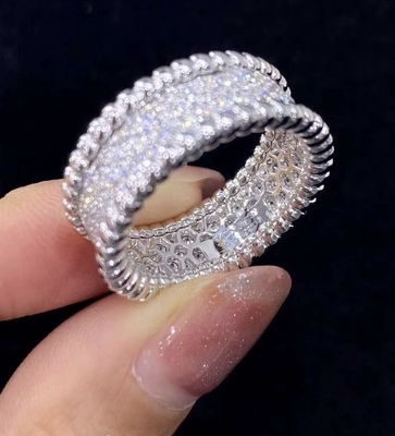 Women Finest Craftsmanship Custom Brand Jewelry Custom Brand / Arpels Diamond Jewelry Collection