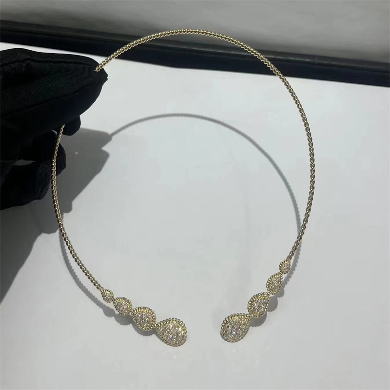 Arabic Jewelry 18 Carat Gold Necklace Custom  Serpent Boheme Necklace