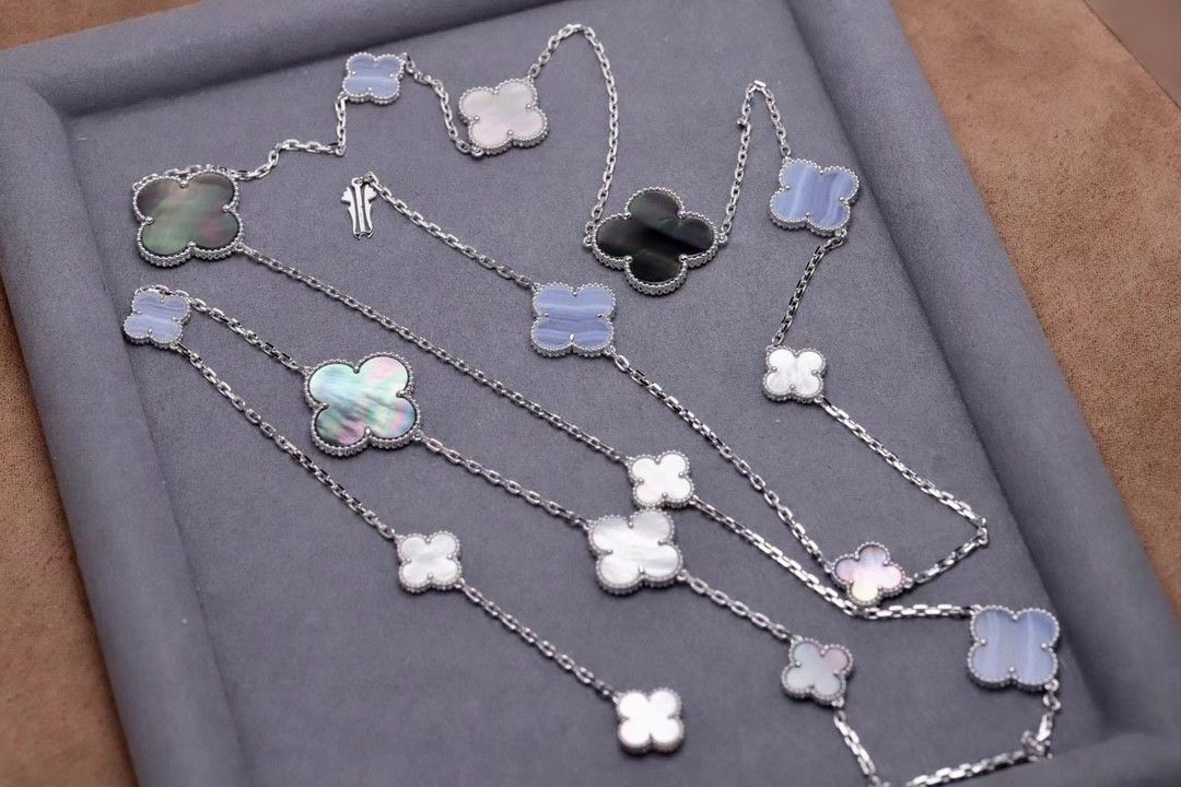 Master Jewelry  Custom Brand Necklace In 18K Polished White Gold 100% Natural Gemstones