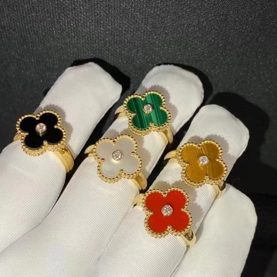 Anello vintage di lusso con diamanti VCA in oro giallo 18k, 1 pezzo