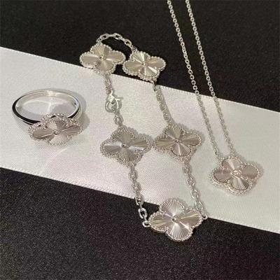 Marchio di lusso Gioielli in oro reale da 18 carati Custom Brand e Arpels Gioielli