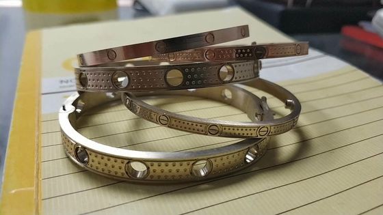 OEM 18k gioielli in oro massiccio Cina fabbrica di gioielli di marca personalizzati montature e impostazioni