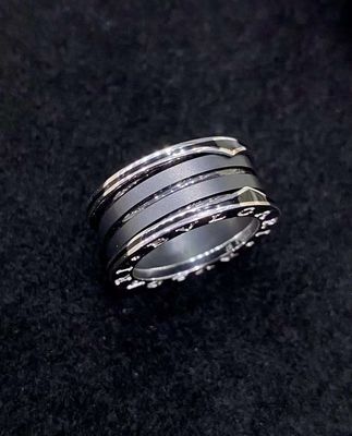 18K oro di lusso marchio gioielleria anello con due 18 Kt oro bianco loop e una spirale di ceramica nera